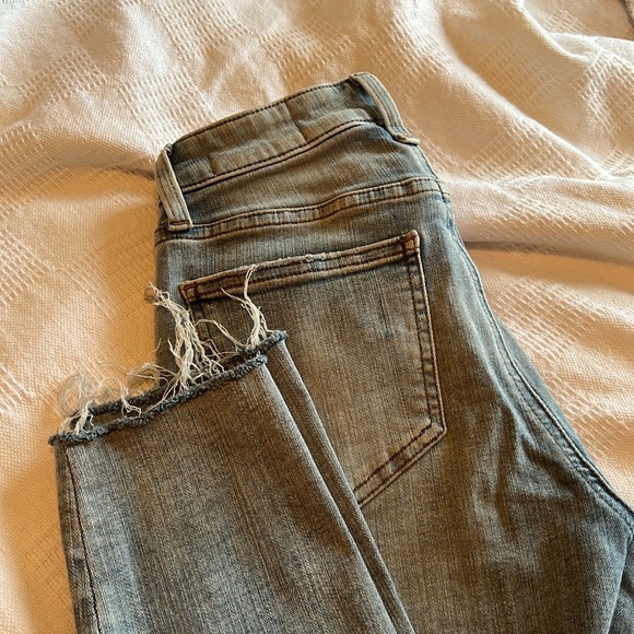 EUC Cosmic Blue Love distressed crop jeans - made by Pistola! - Picture 3 of 8